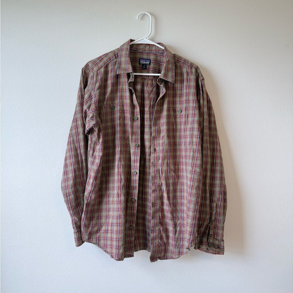 Patagonia Plaid Button Up Shirt